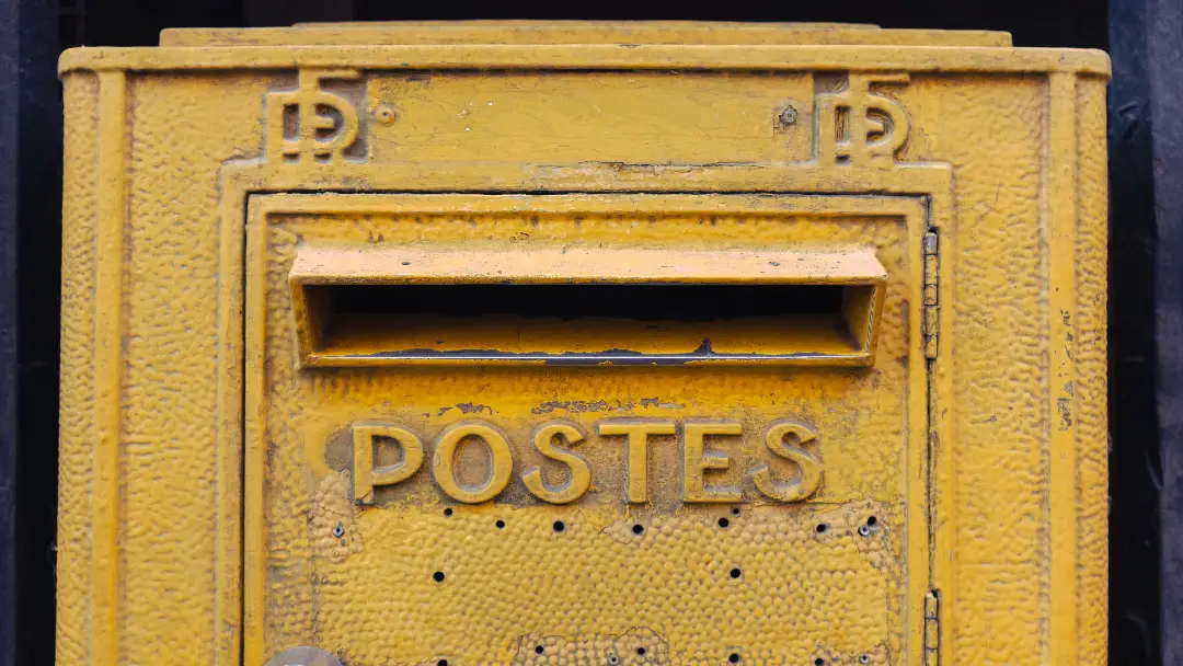 Courrier et Fonte, éditorial de Petit Bouquetin, photo 1 sur 18